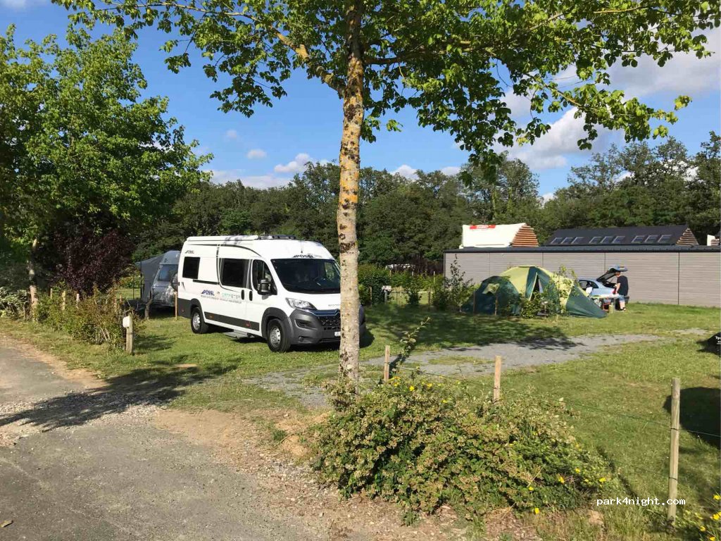 Castel Camping Parc de Fierbois — foto