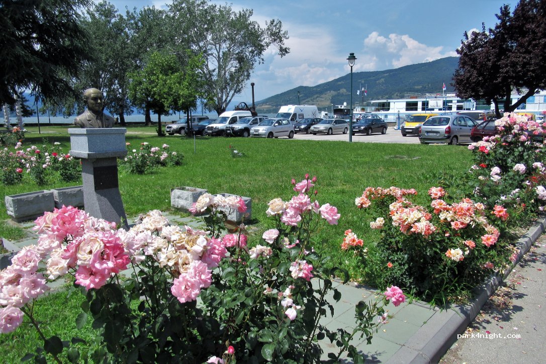 () Donji Milanovac - Kralja Petra I — foto 2