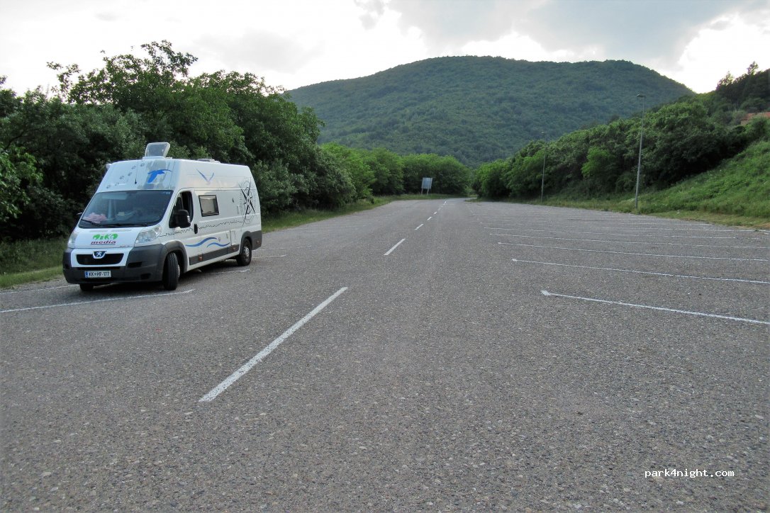 () Jelovac - Unnamed Road — foto