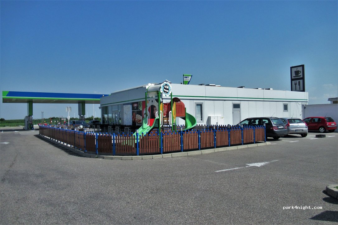 () Pečinci - E70 — foto 2
