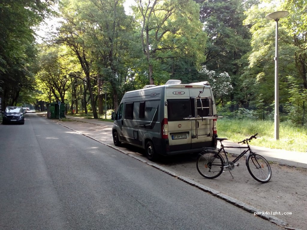 (13351) Berlin - 4 Dohnagestell — foto 2