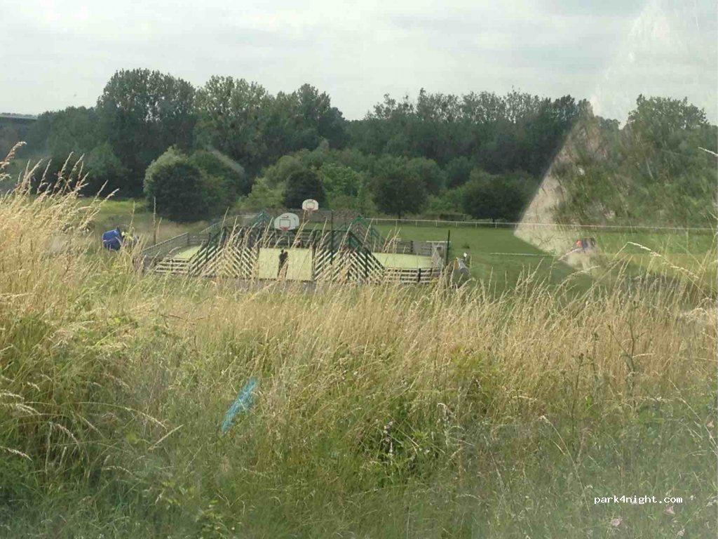 (77100) Mareuil-lès-Meaux - Chemin des Plâtrières — foto 3