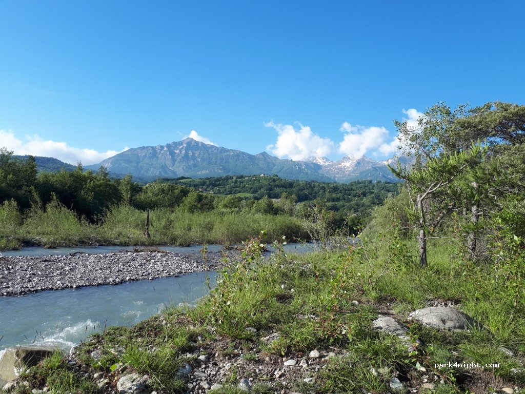 (05260) Forest-Saint-Julien - D215 — foto