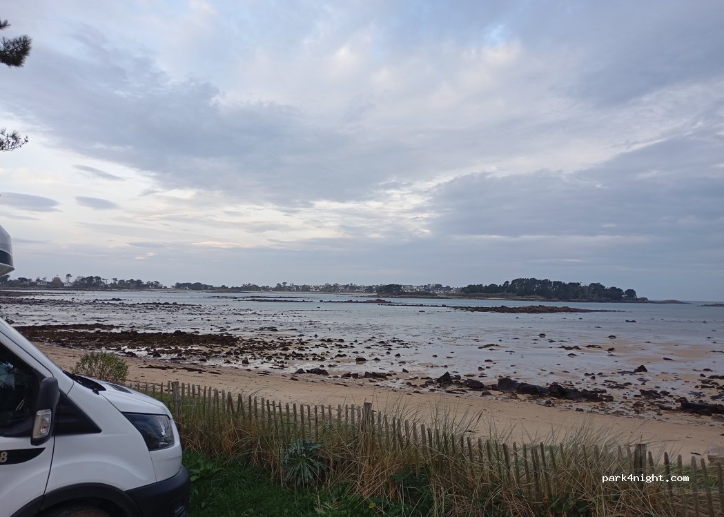 (22560) Pleumeur-Bodou - D788 — foto 5