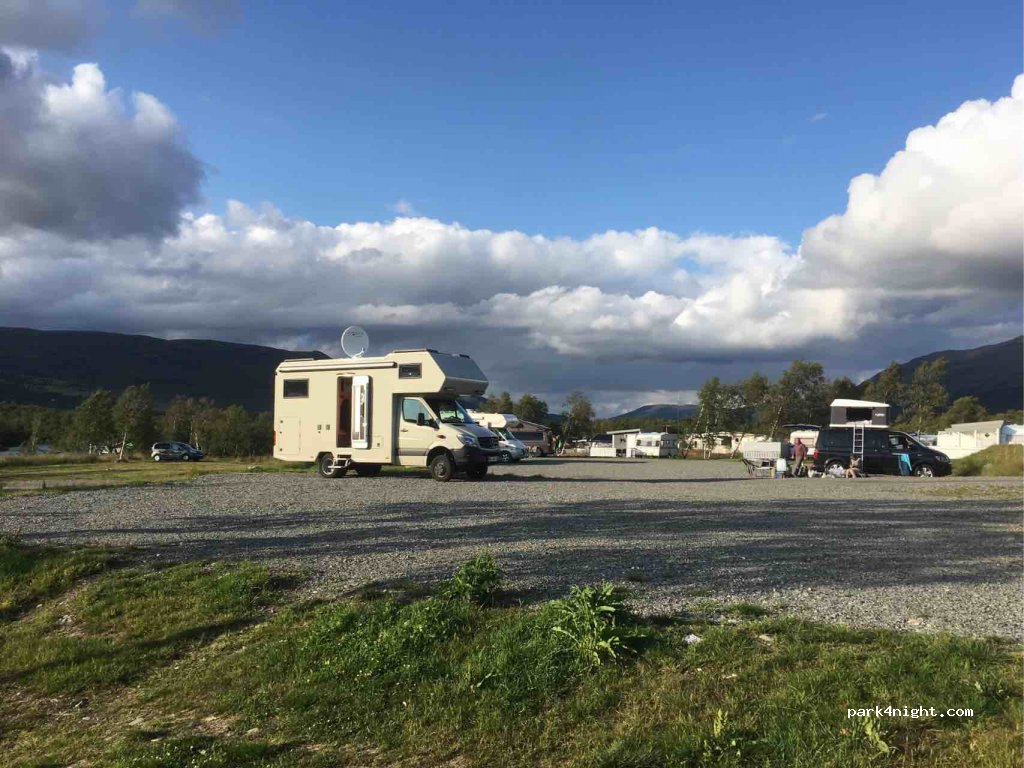 Besseggen Fjellpark Maurvangen Camping — foto