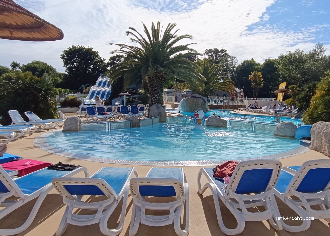 Camping Les Deux Fontaines**** — foto 2