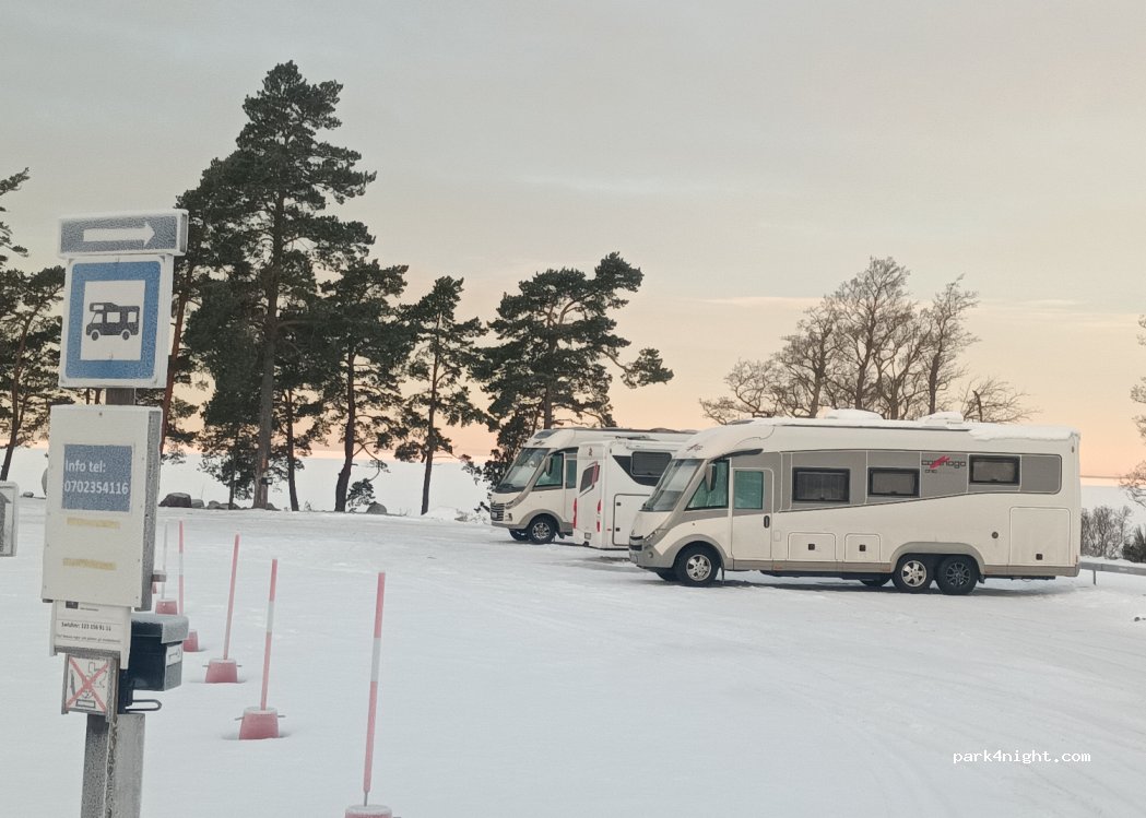 (681 93) Kristinehamn - 15 Hulthamnsvägen — foto 4