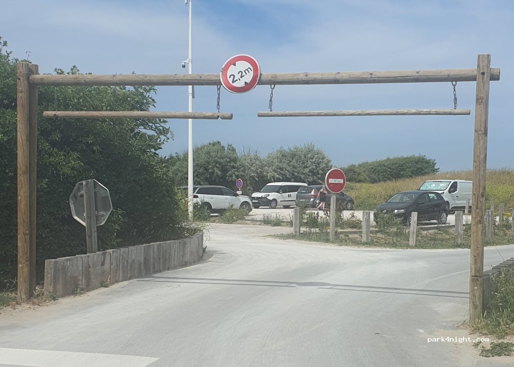 (59240) Dunkerque - Rue de la Licorne — foto 5
