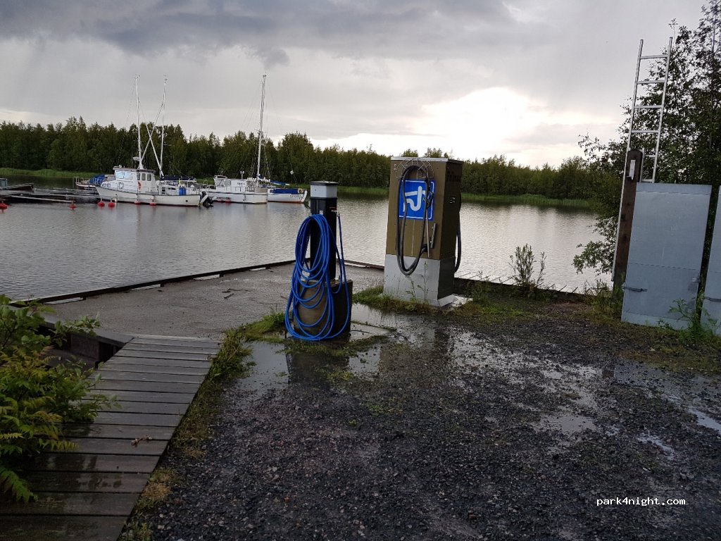 (90580) Oulu - 2 Rajahaudantie — foto 2