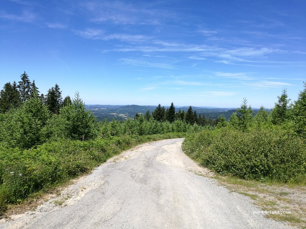 (87470) Peyrat-le-Château - Unnamed Road — foto 2