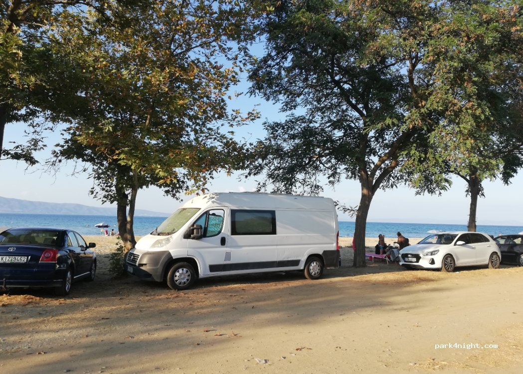 (570 14) Milies - 129 Eparchiaki Odos Stavrou-Neas Chalkidikis — foto
