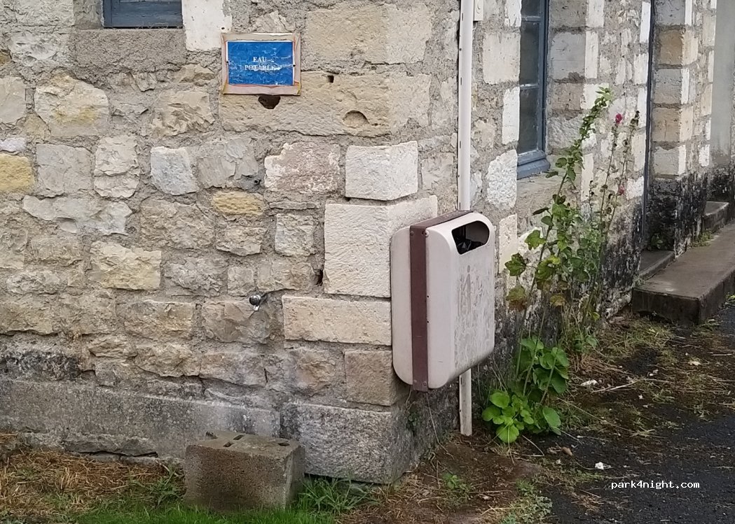 (24570) Condat-sur-Vézère - D62 — foto 3