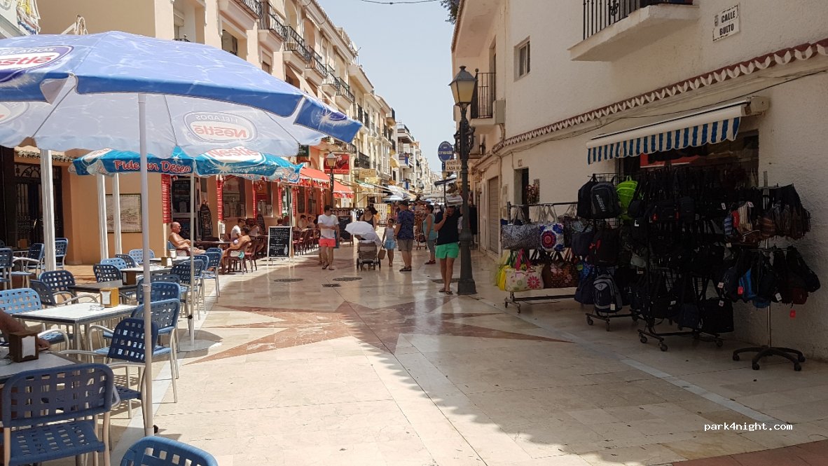 (29620) Torremolinos - 3 Calle del Remo — foto 3