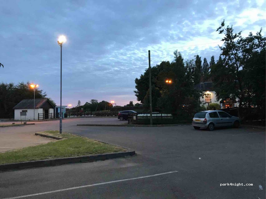 (LE9 6QA) Broughton Astley - 88 Coventry Road — foto