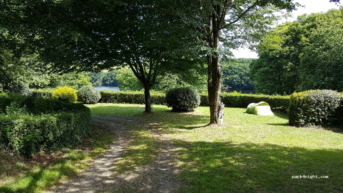 Camping du lac du Drennec — foto 2