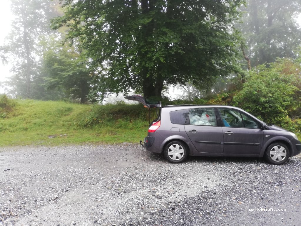 (31160) Juzet-d'Izaut - Unnamed Road — foto 3