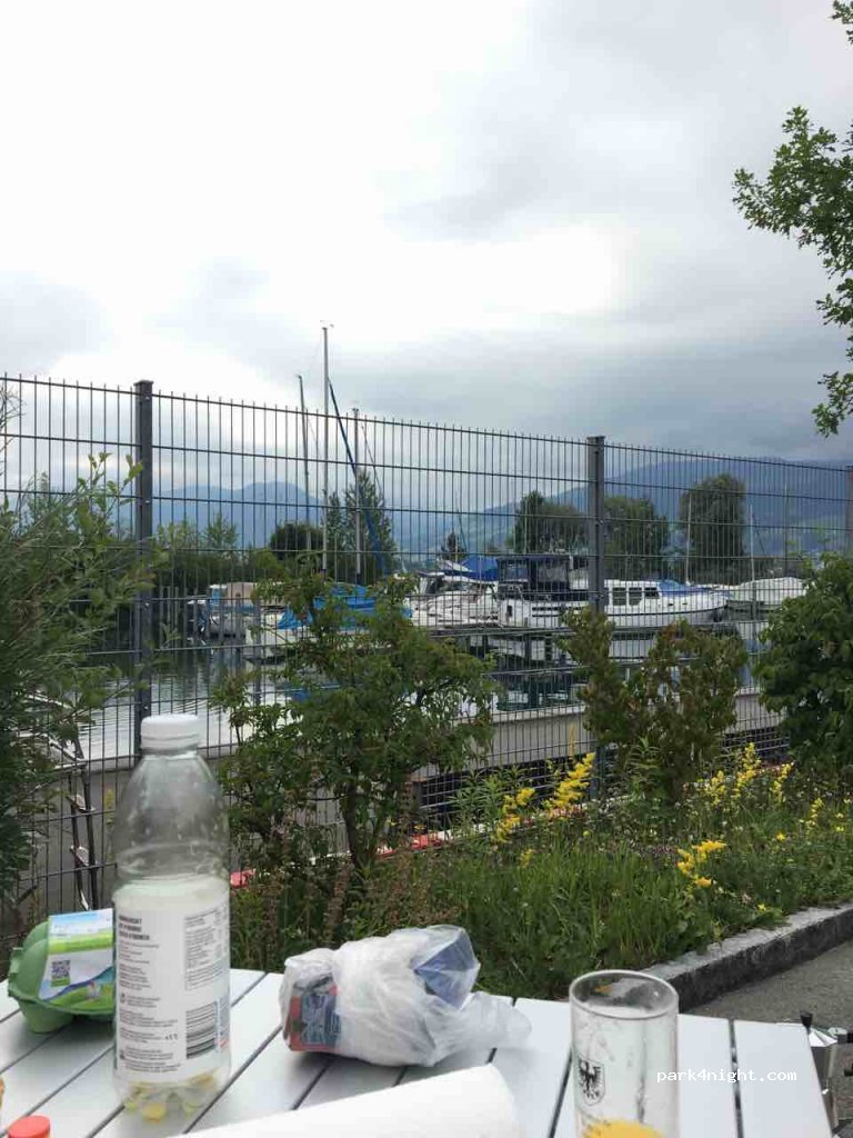 (8645) Jona SG - 100 Stampfstrasse — foto