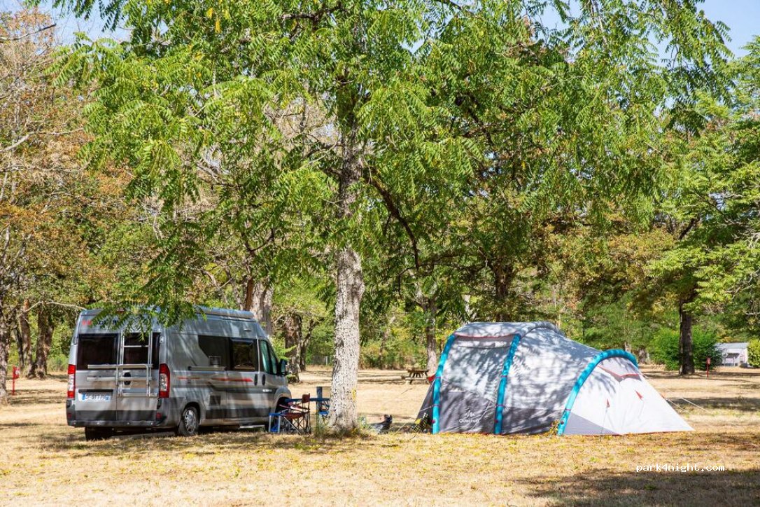 Camping ONLYCAMP de l'Île — foto