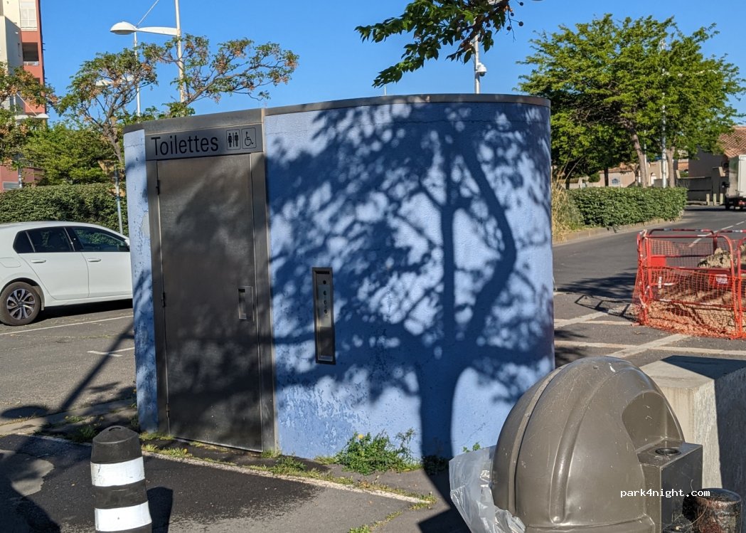 (34300) Agde - 4 Rue de l'Intendant Bosville — foto 3