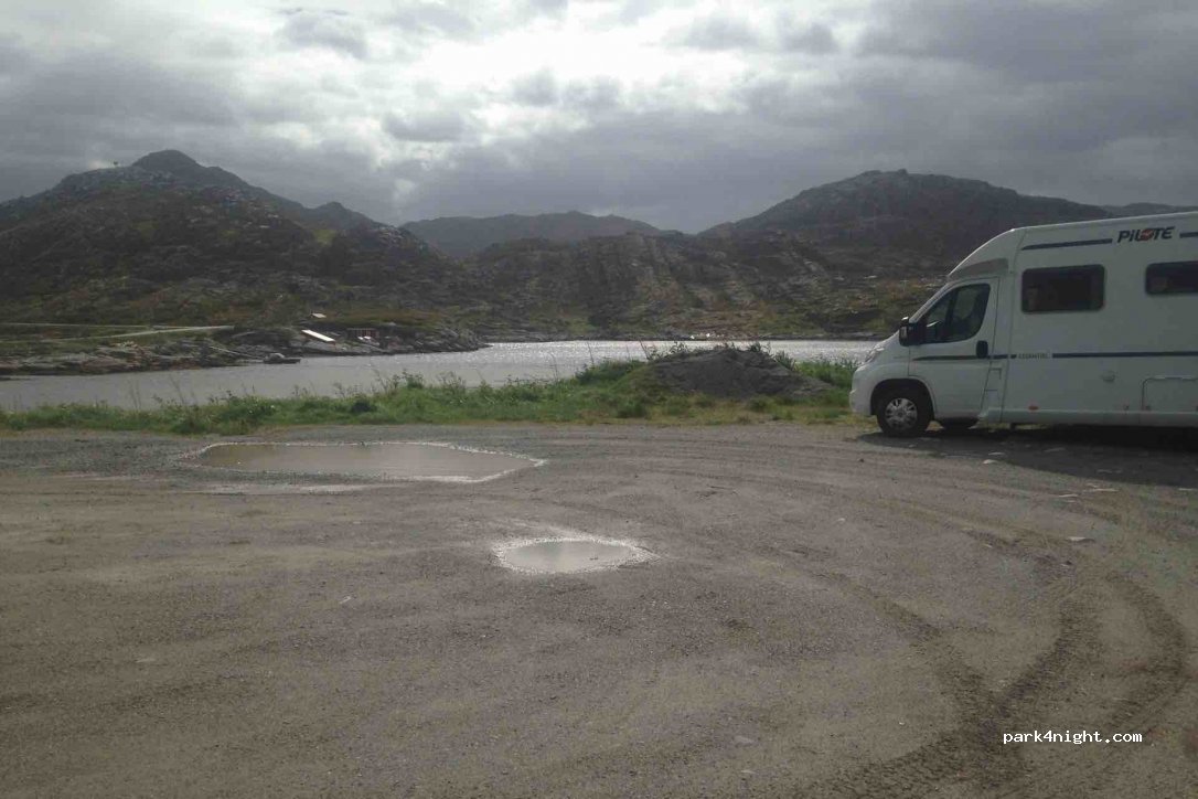 (9765) Gjesvær - 14 Tore Hundsveg — foto