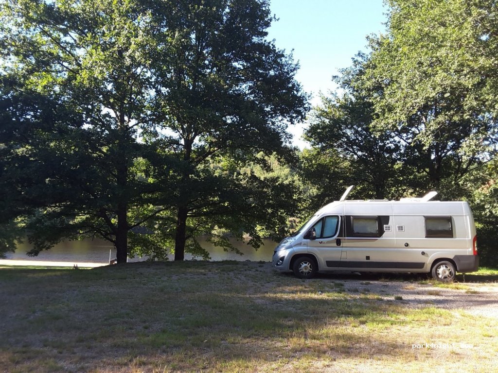 (87460) Saint-Julien-le-Petit - Unnamed Road — foto 3
