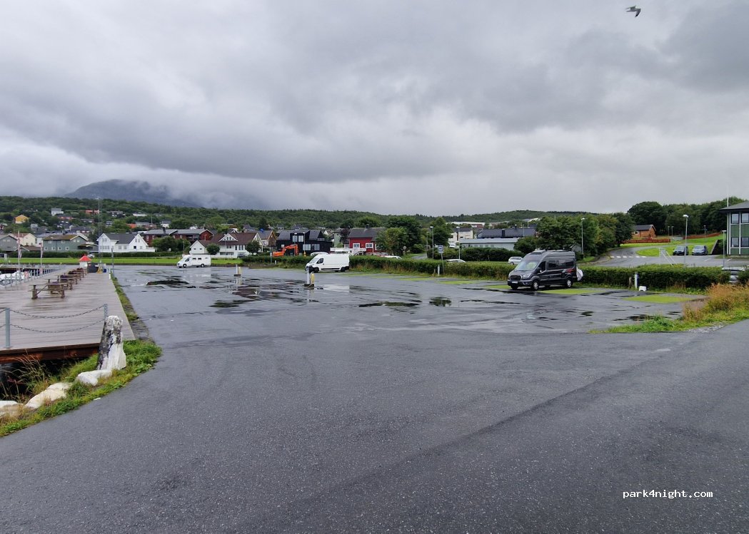 Sandnessjøen bobilcamping — foto 5