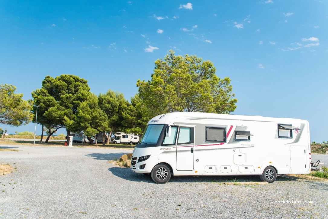 Aire de camping-car Narbonne-Plage — foto