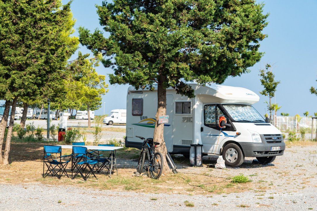 Aire de camping-car Narbonne-Plage — foto 5