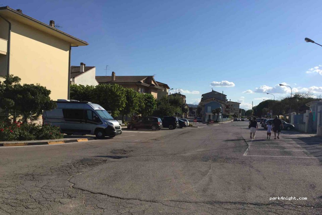 (63827) Pedaso - 15 Via Martiri della Libertà — foto