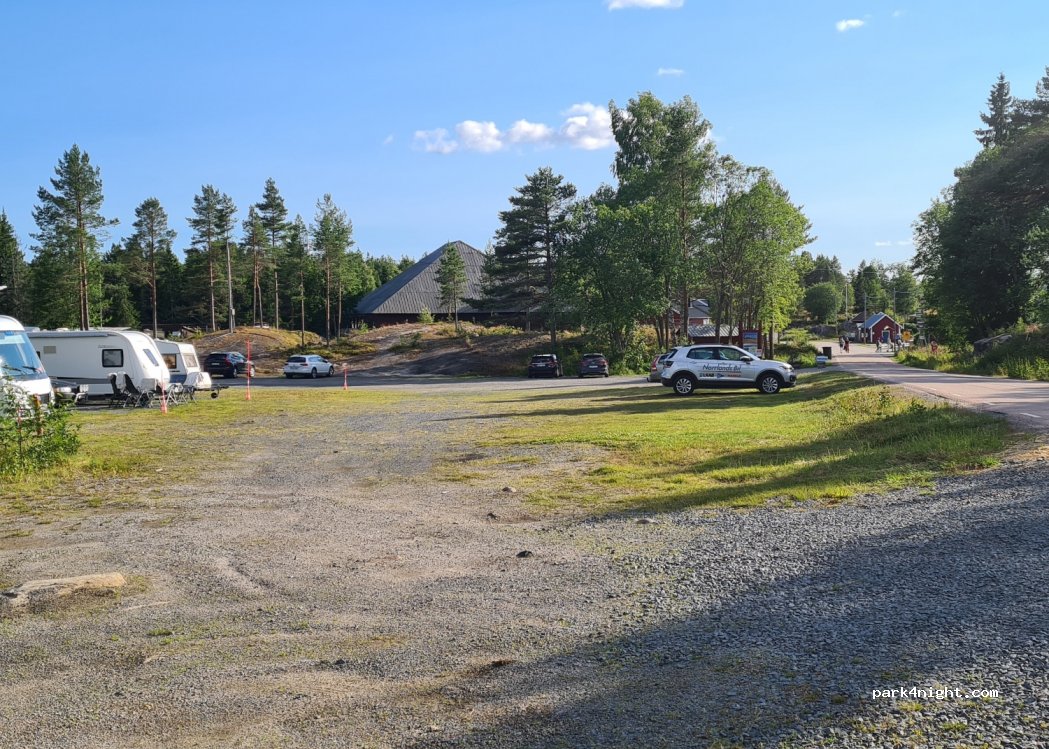 Skeppsmalens Fiskeläge Ställplats — foto 2