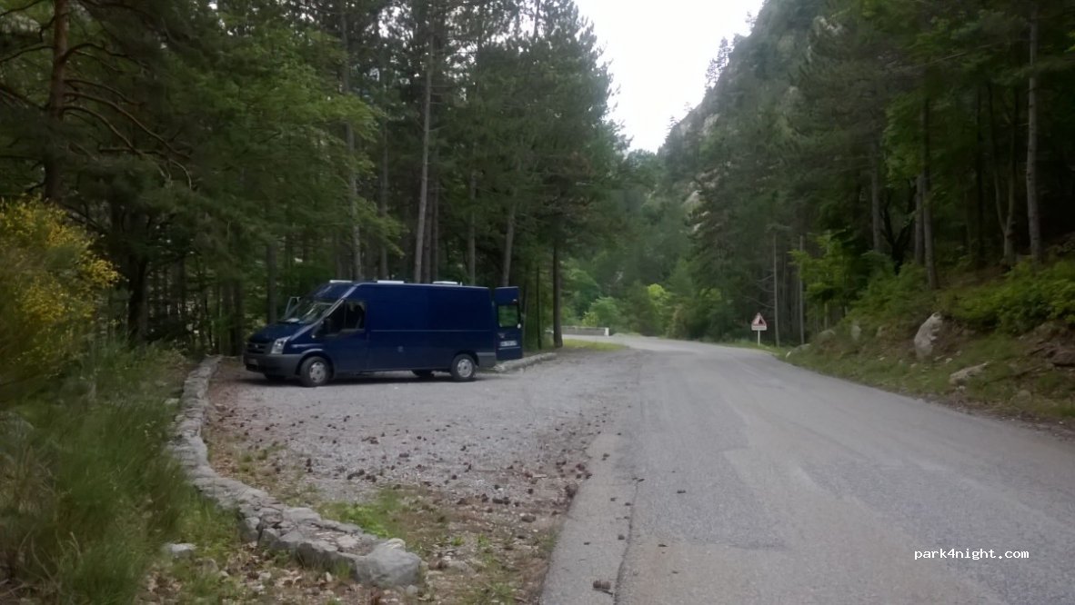 (04420) La Robine-sur-Galabre - D900A — foto