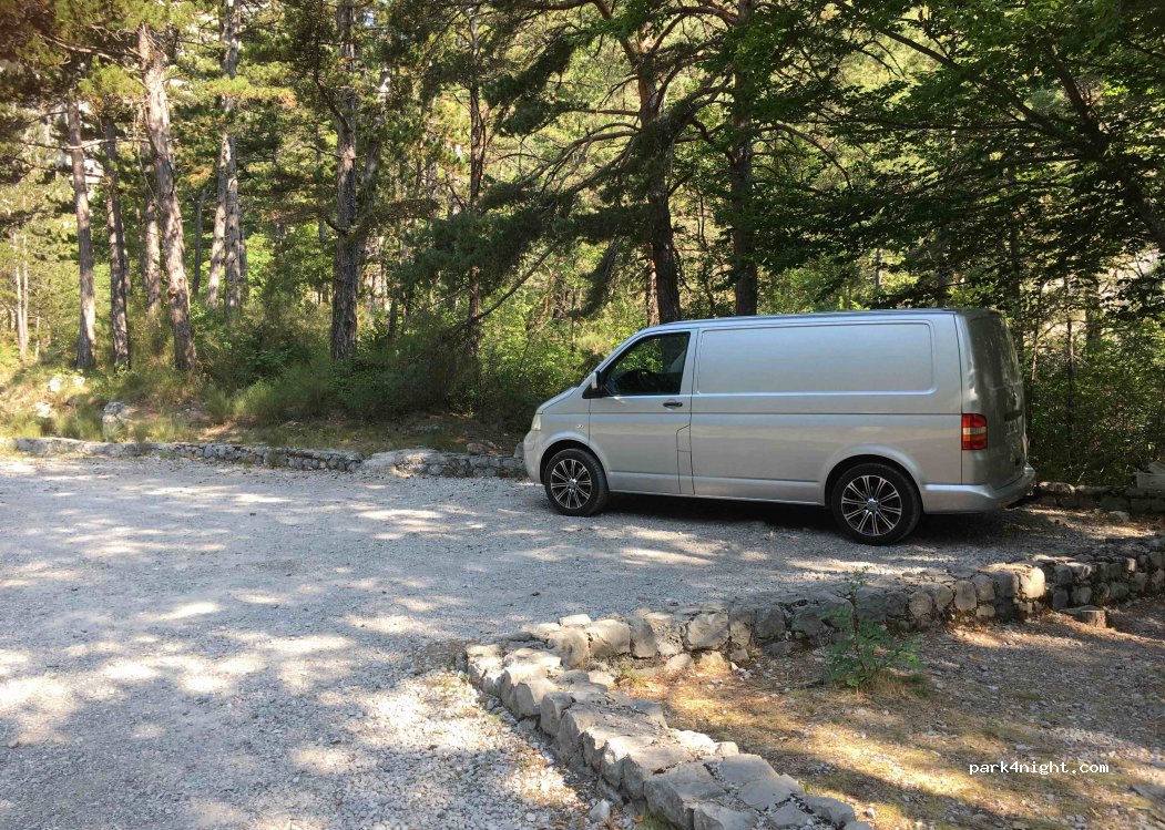 (04420) La Robine-sur-Galabre - D900A — foto 3
