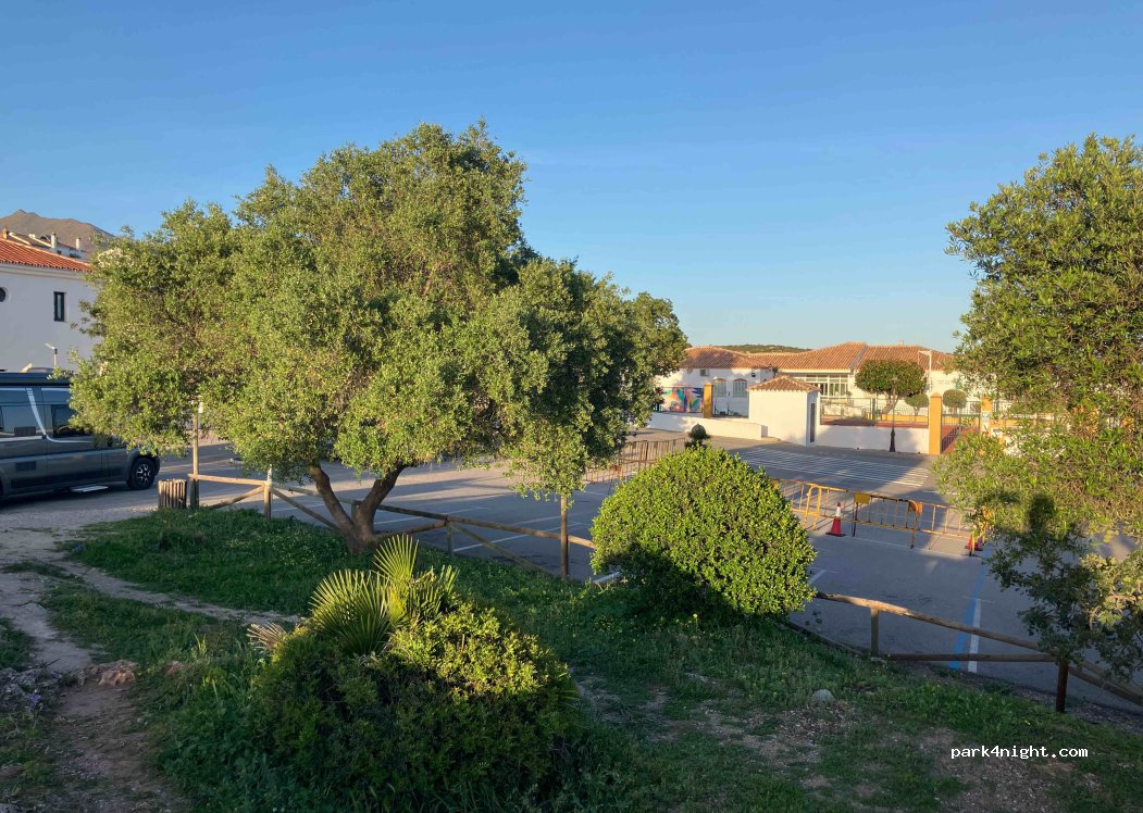(29690) Casares - Calle Guardia Civil — foto 2