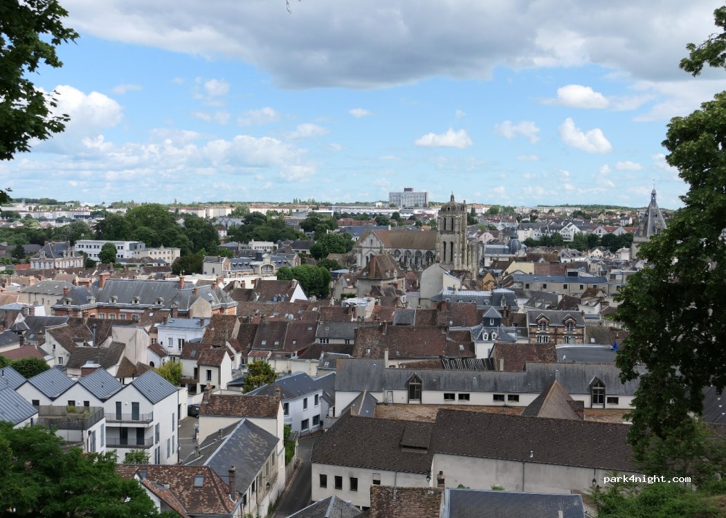 (28100) Dreux - 3 Rue de Penthièvre — foto 3
