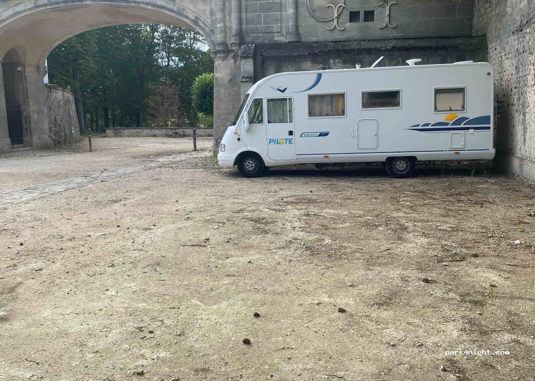 (28100) Dreux - 3 Rue de Penthièvre — foto 4
