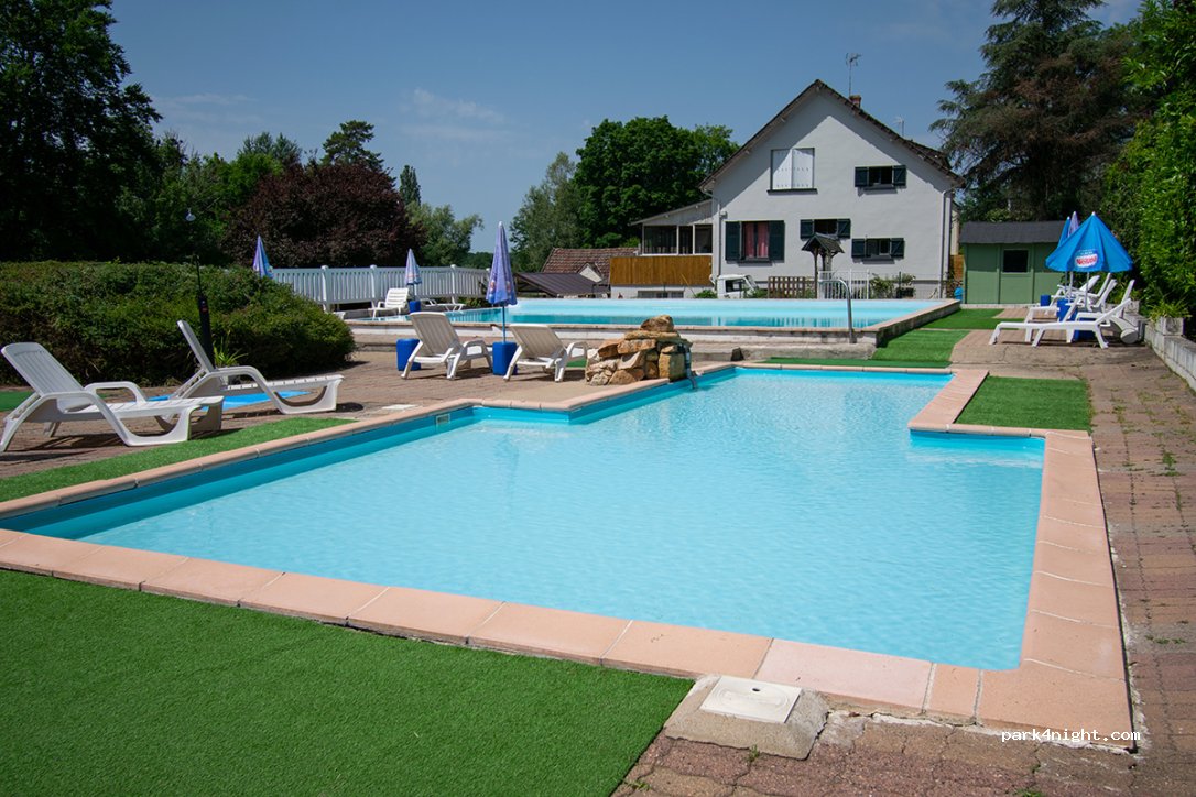 Camping et Gites des Bains — foto