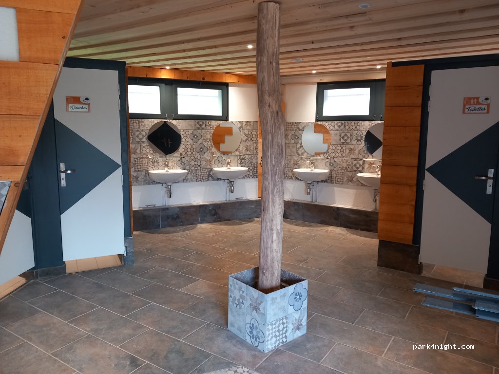 Camping l'ile aux mille charmes — foto 3