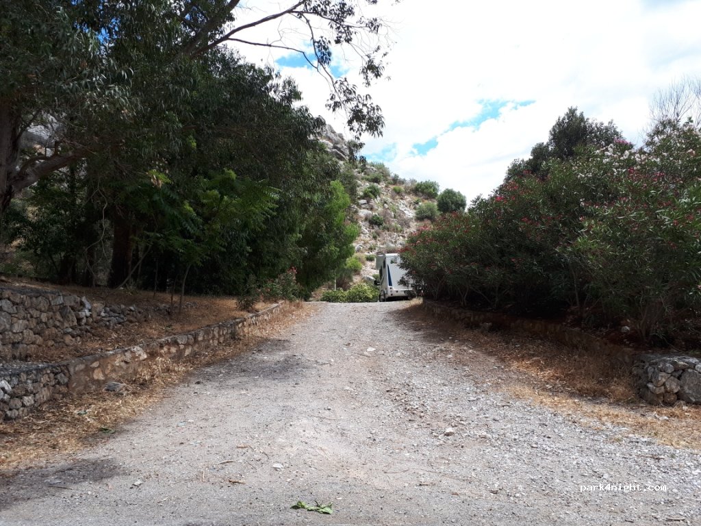 (87010) Civita - Via Campo Sportivo — foto