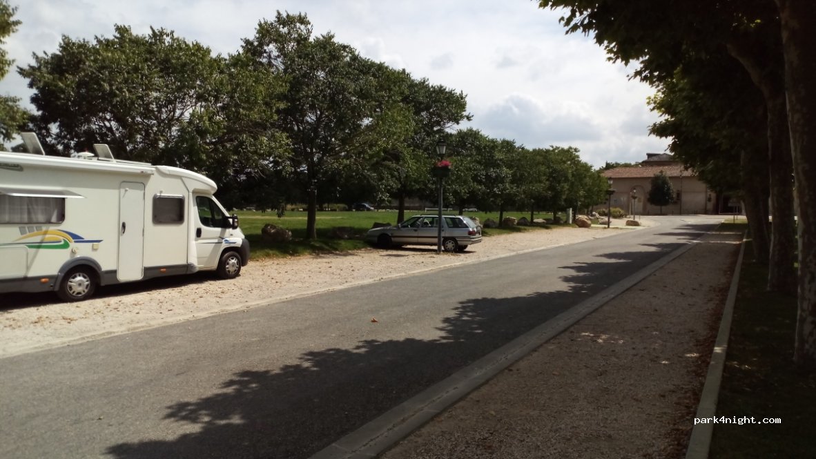 (31430) Saint-Élix-le-Château - D25 — foto 3