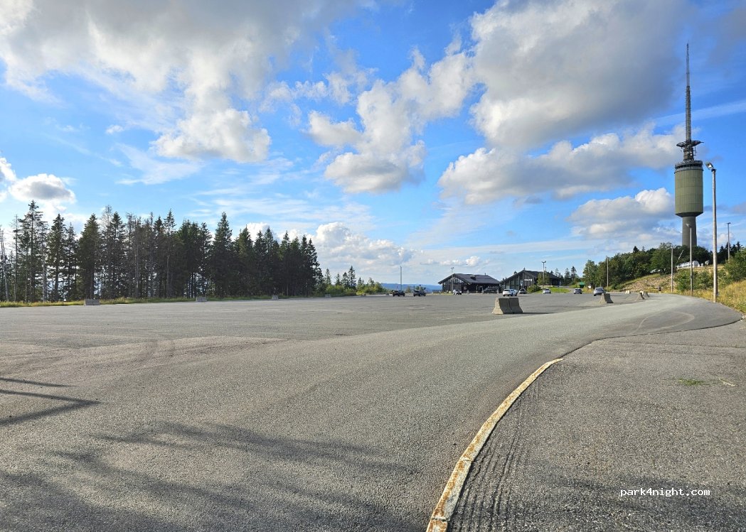 (0767) Oslo - 64 Tryvannsveien — foto 4