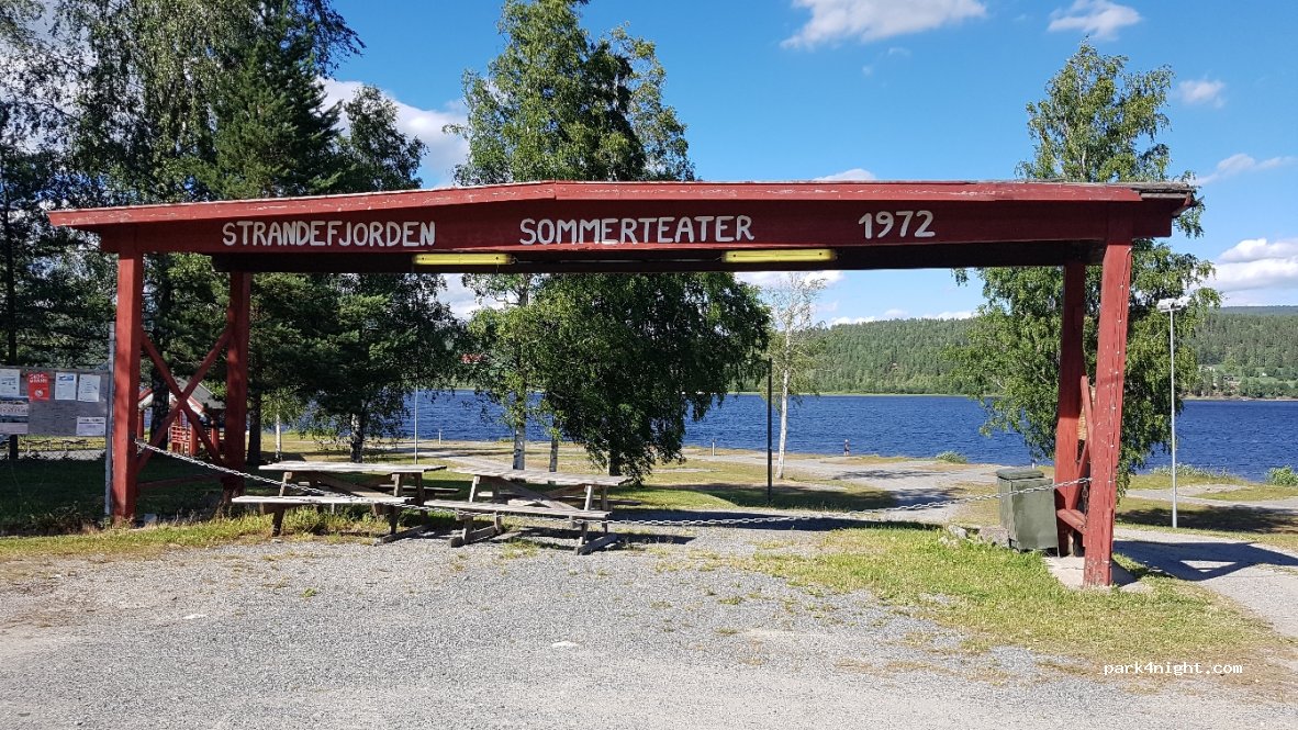 Strandefjorden Bobilcamp — foto
