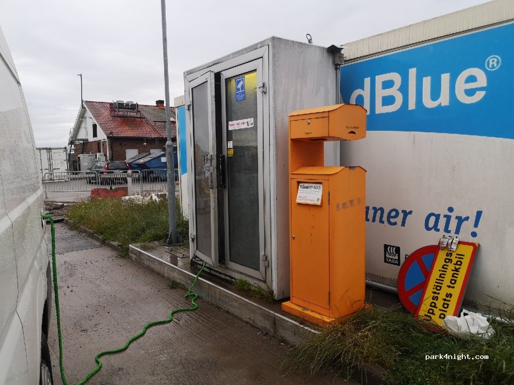 (457 32) Tanumshede - 1 Brehogsvägen — foto