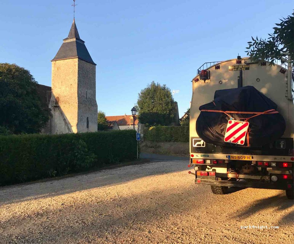 (72610) Bourg-le-Roi - 39 Rue des Plantagenets — foto
