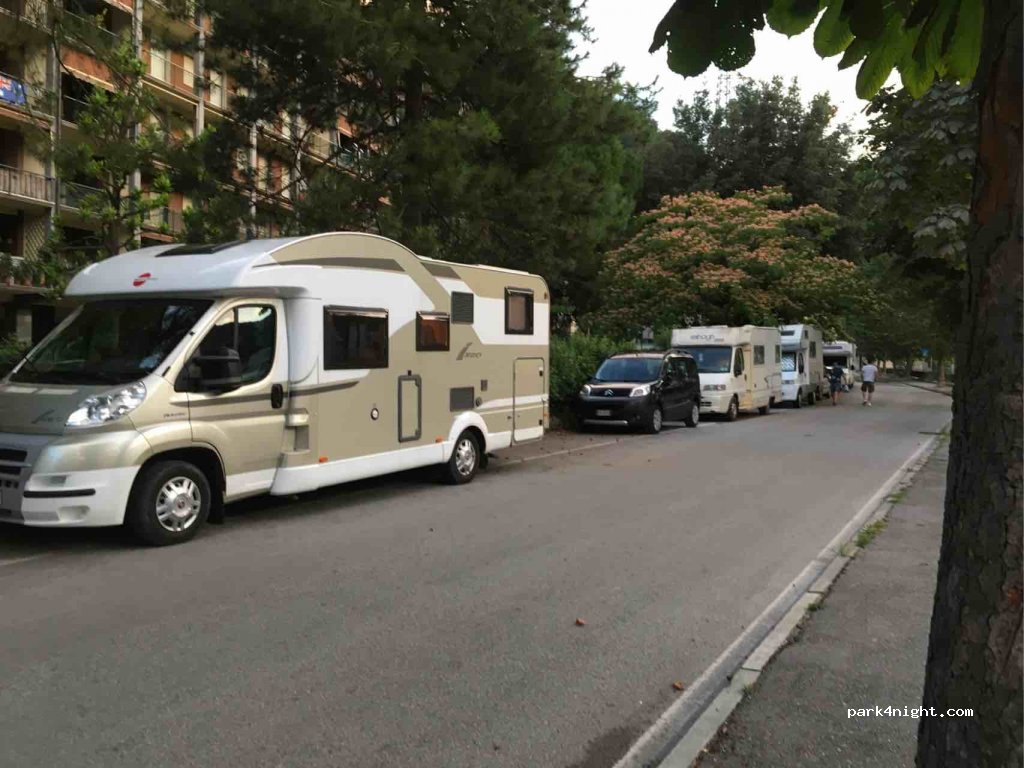(16036) Recco - 7 Via dei Fieschi — foto 2