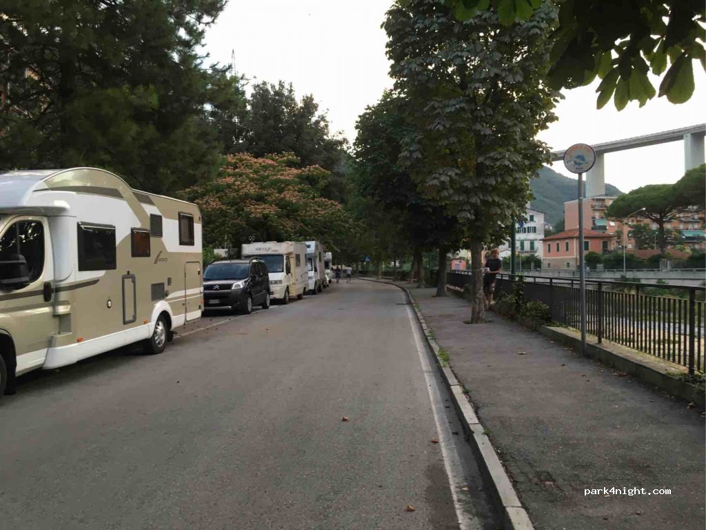 (16036) Recco - 7 Via dei Fieschi — foto 3