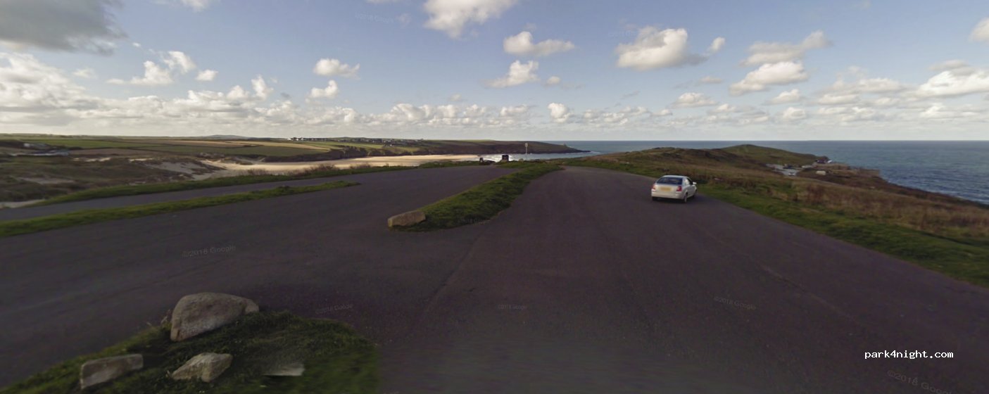 (TR7 1PJ) Newquay - 22 Riverside Crescent / 95-97 Pentire Ave — foto