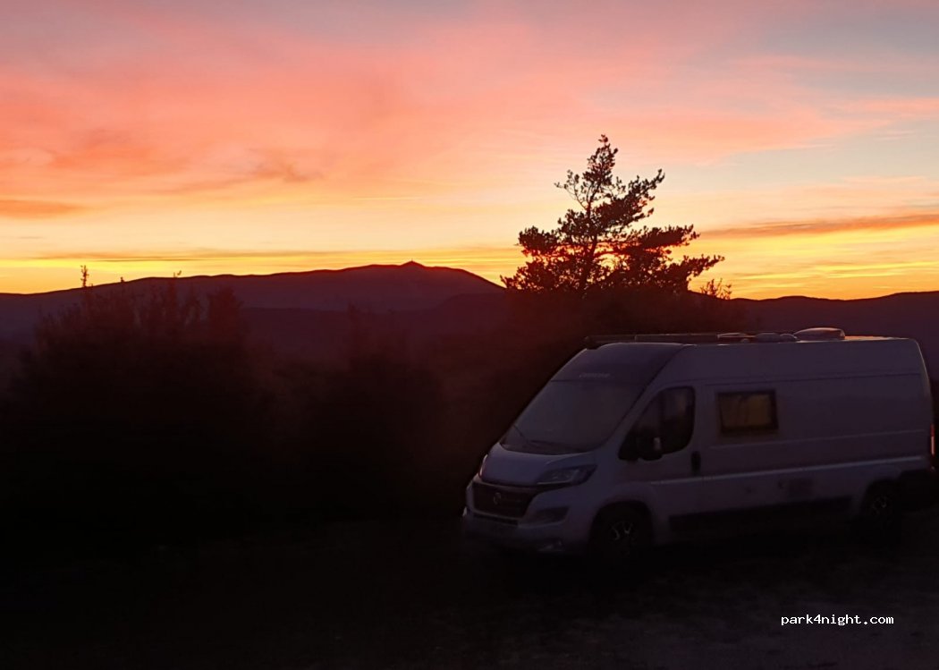 (26170) Montauban-sur-l'Ouvèze - D65 — foto 2