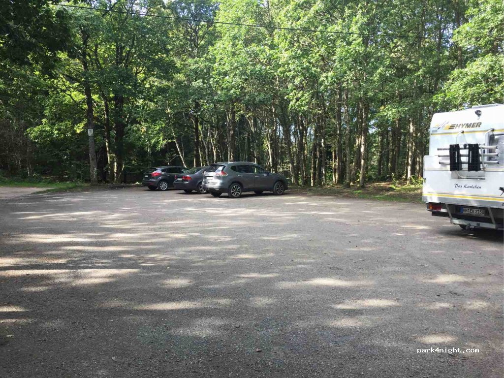 (437 93) Mölndal - 92 Långåsvägen — foto