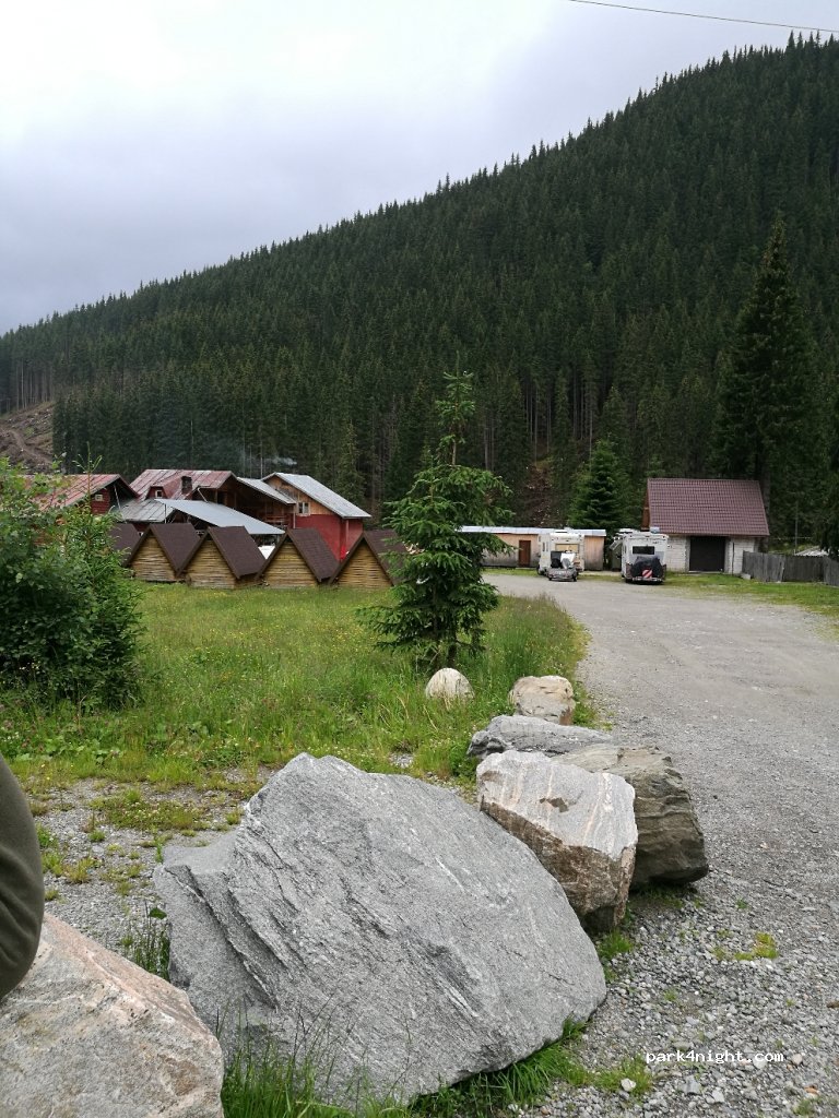 Chalet Obârşia Lotrului — foto