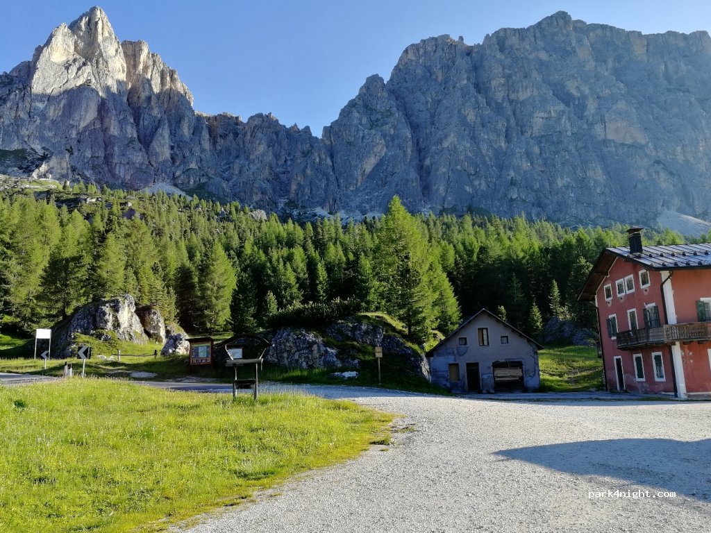 (32043) Cortina d'Ampezzo - 3 Passo Falzarego — foto 3